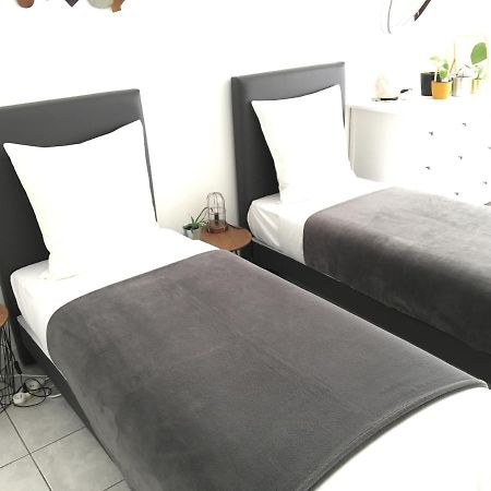 T2 Au Calme - Rond Point De Vannes 南特 外观 照片
